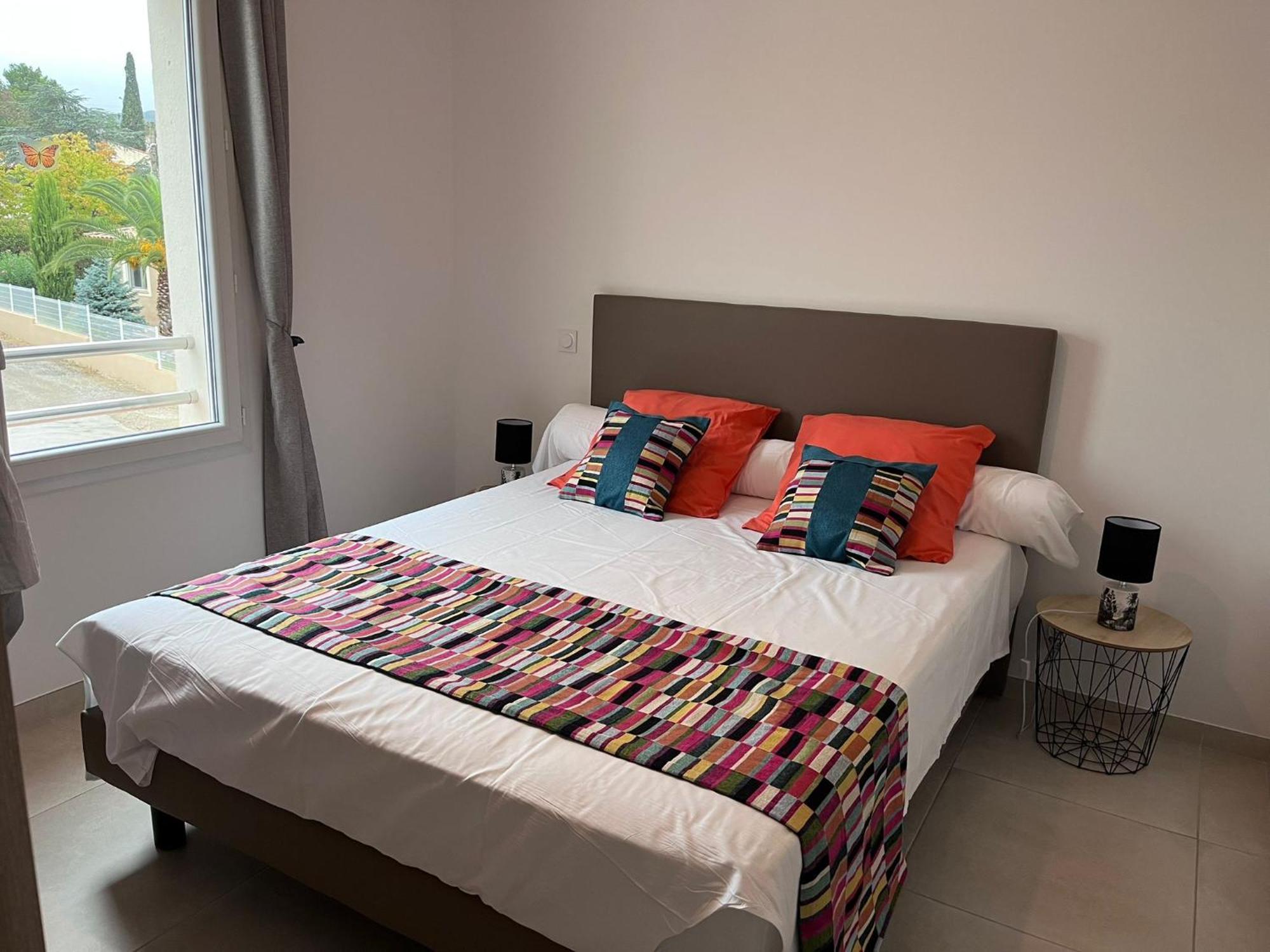 Val Des Bruyeres - Gite 15Mn Pezenas Avec Terrasse Et Cour Close - Parking Privatif Securise - Wifi Ftth Gratuit Neffies Eksteriør bilde